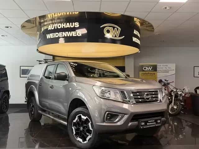 Nissan Navara 2.3 D 4X4 Double Cap AHK Cam erst 50528KM 04/2020-photo-0