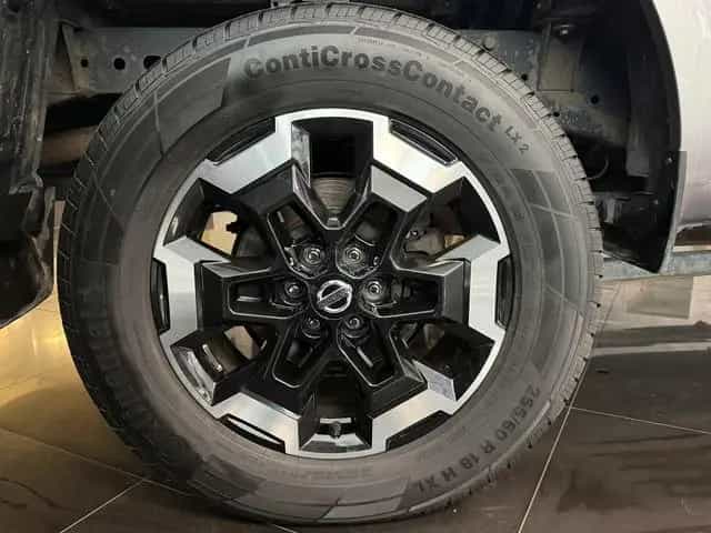 Nissan Navara 2.3 D 4X4 Double Cap AHK Cam erst 50528KM 04/2020-photo-21