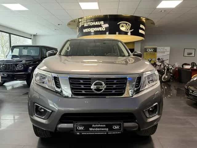 Nissan Navara 2.3 D 4X4 Double Cap AHK Cam erst 50528KM 04/2020-photo-4