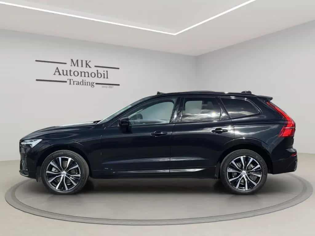 Volvo XC 60 Plus Dark PANORAMA 12/2022-photo-7