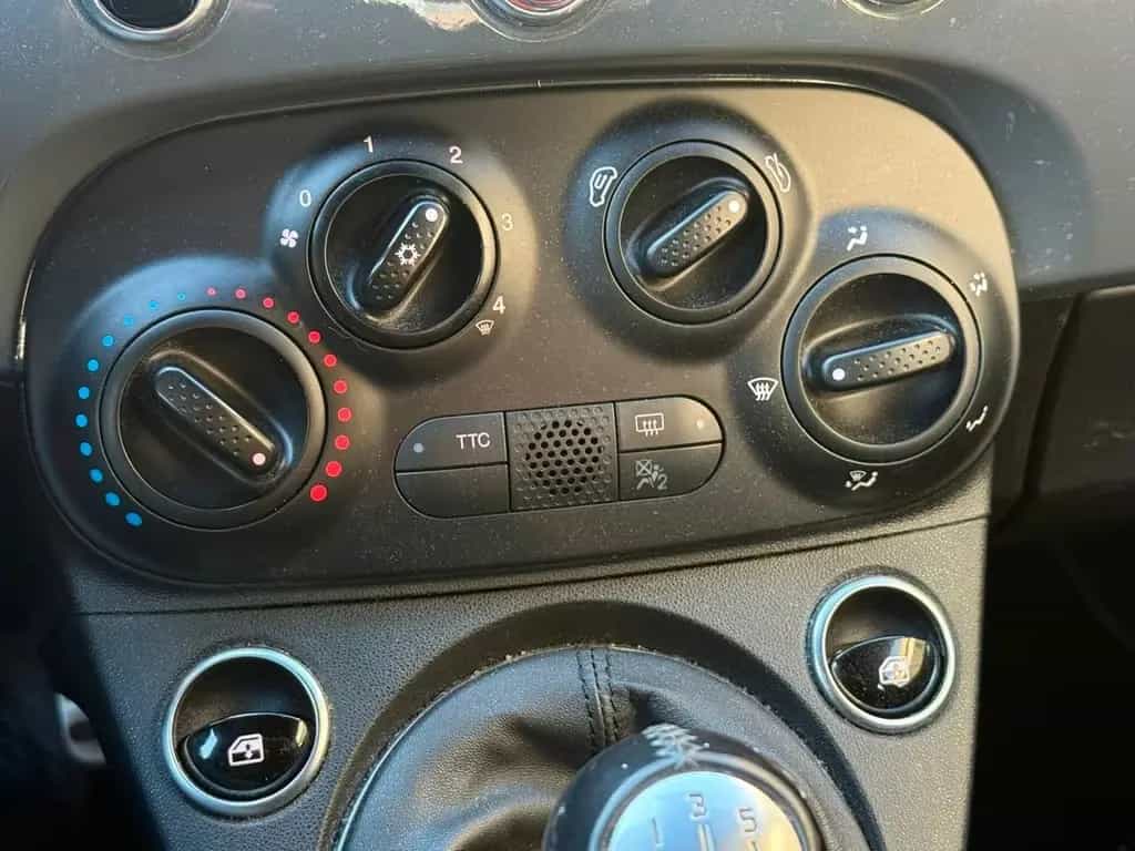 Abarth 595 1.4 Turbo T-Jet 145 CV 01/2018-photo-3