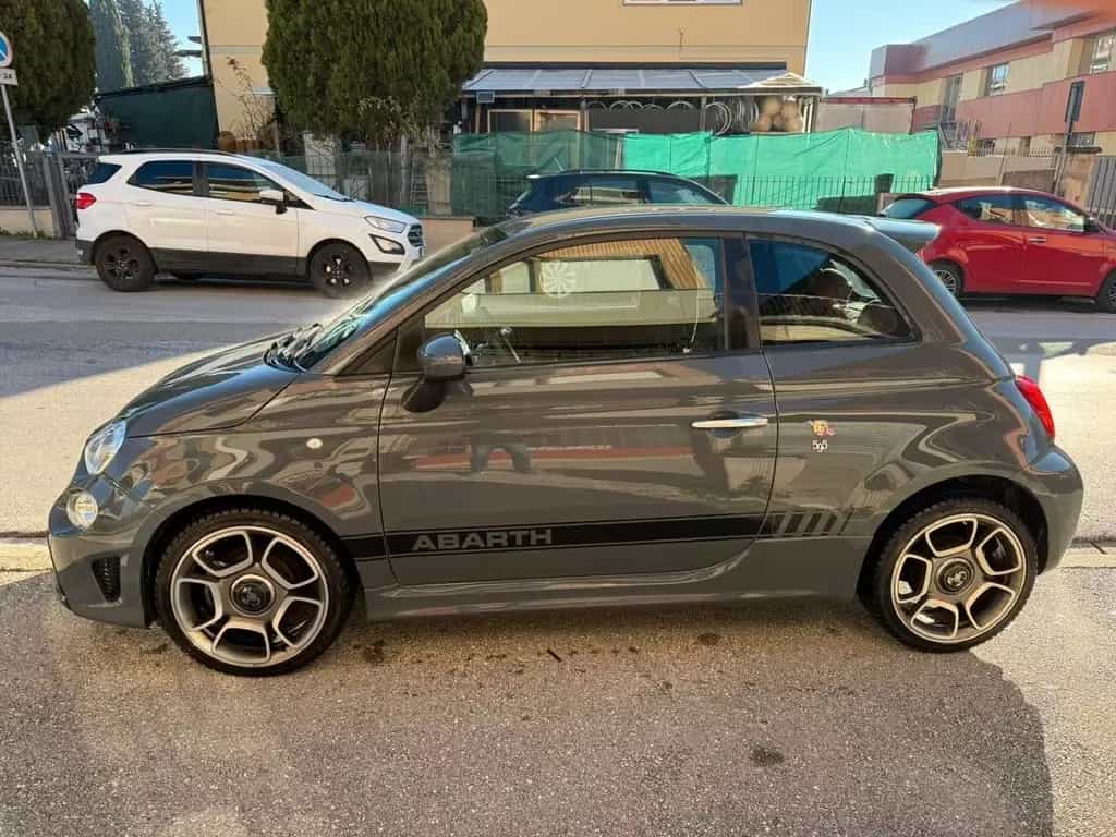 Abarth 595 1.4 Turbo T-Jet 145 CV 01/2018-photo-5