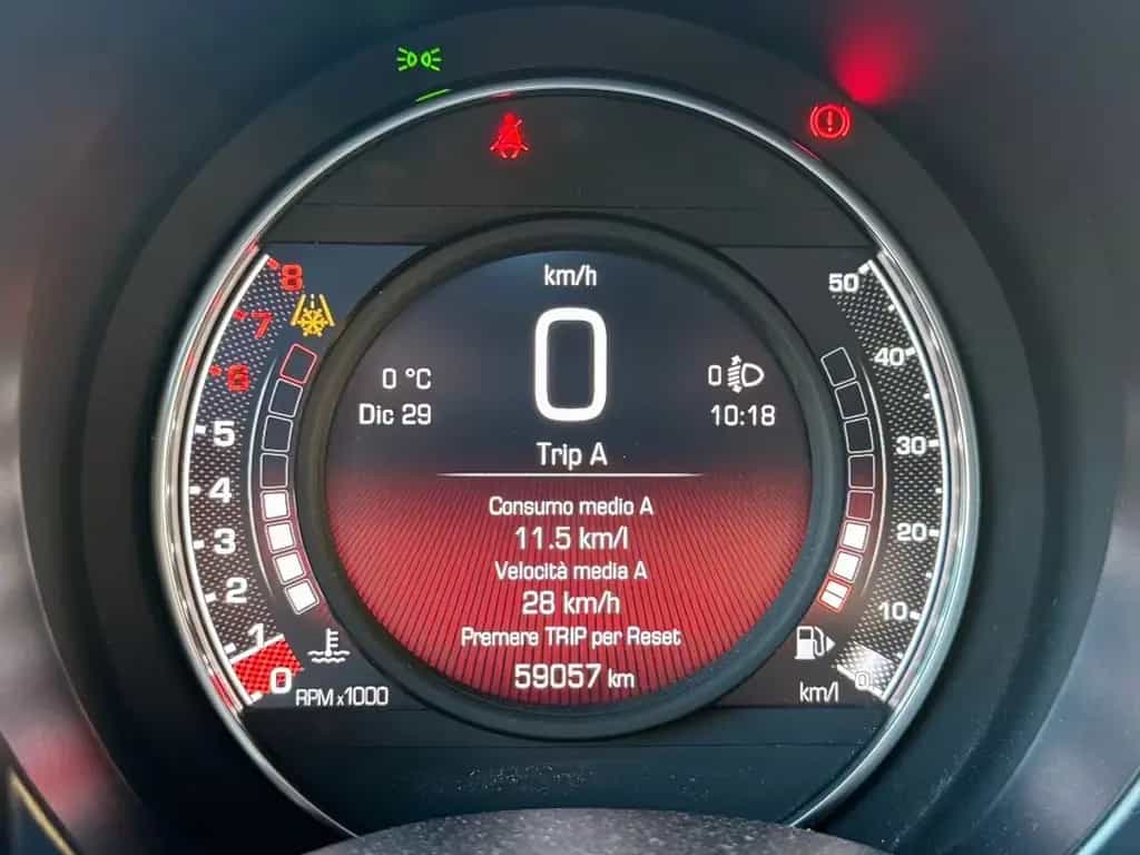 Abarth 595 1.4 Turbo T-Jet 145 CV 01/2018-photo-9