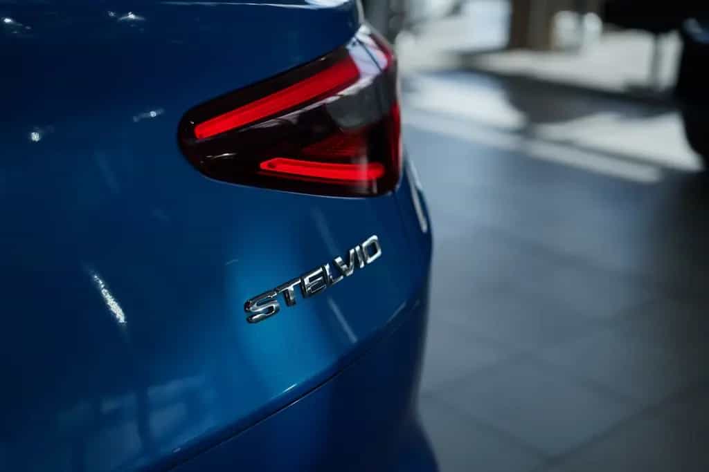 Alfa Romeo Stelvio Veloce Q4 *1.Hand *ACC *Pano *AHK 06/2022-photo-12
