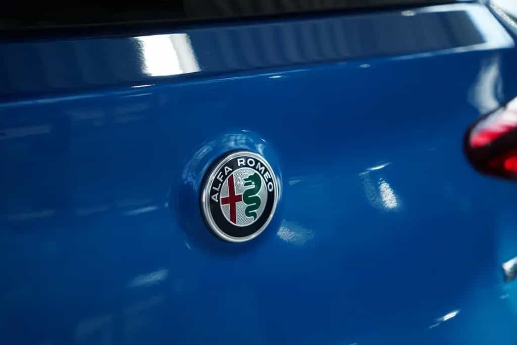 Alfa Romeo Stelvio Veloce Q4 *1.Hand *ACC *Pano *AHK 06/2022-photo-13