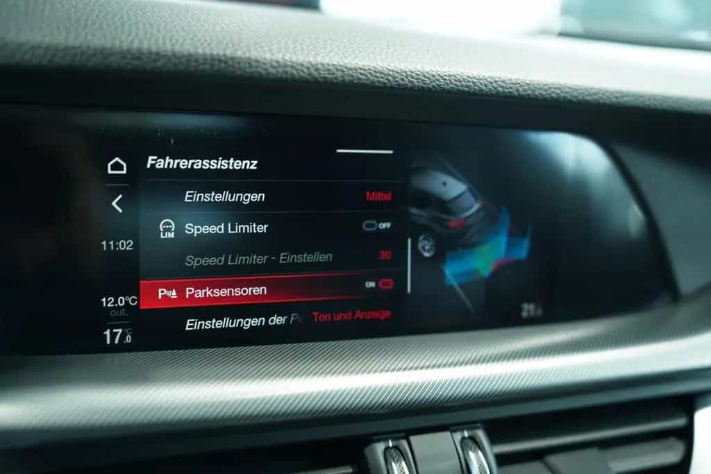Alfa Romeo Stelvio Veloce Q4 *1.Hand *ACC *Pano *AHK 06/2022-photo-36