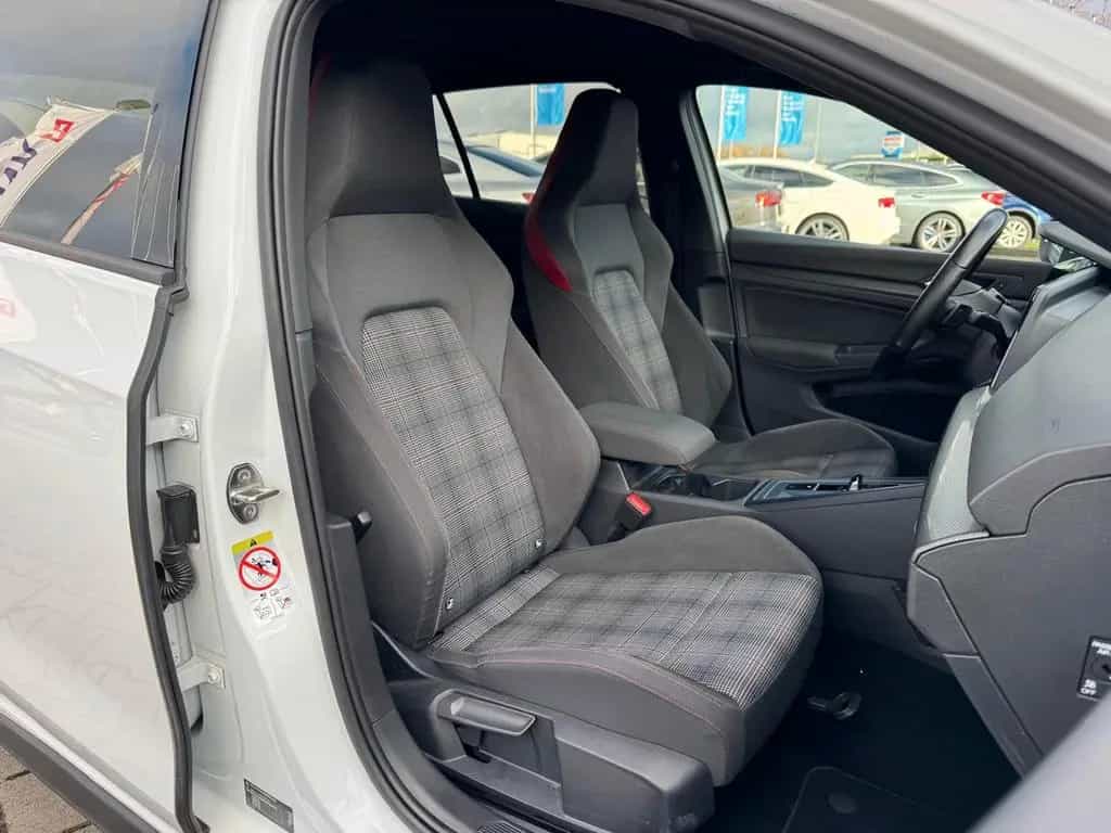Volkswagen Golf VIII 2.0TSI Lim. GTI DSG*AMBIENTE*NAVI*DAB* 05/2021-photo-14