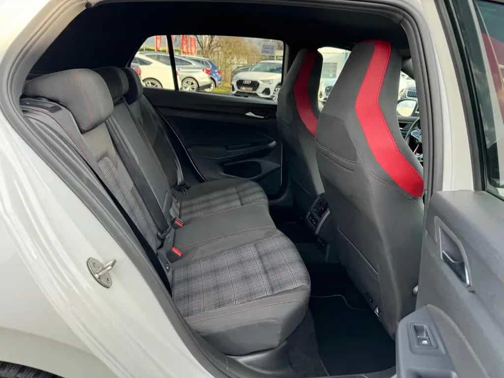 Volkswagen Golf VIII 2.0TSI Lim. GTI DSG*AMBIENTE*NAVI*DAB* 05/2021-photo-16