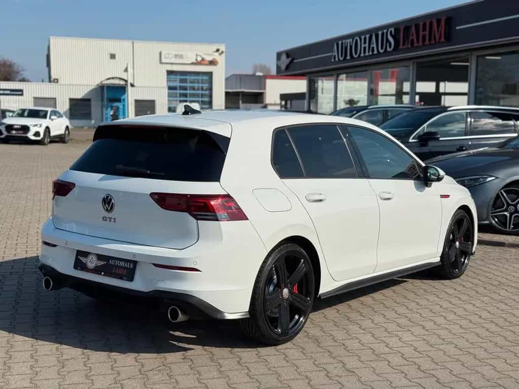Volkswagen Golf VIII 2.0TSI Lim. GTI DSG*AMBIENTE*NAVI*DAB* 05/2021-photo-3