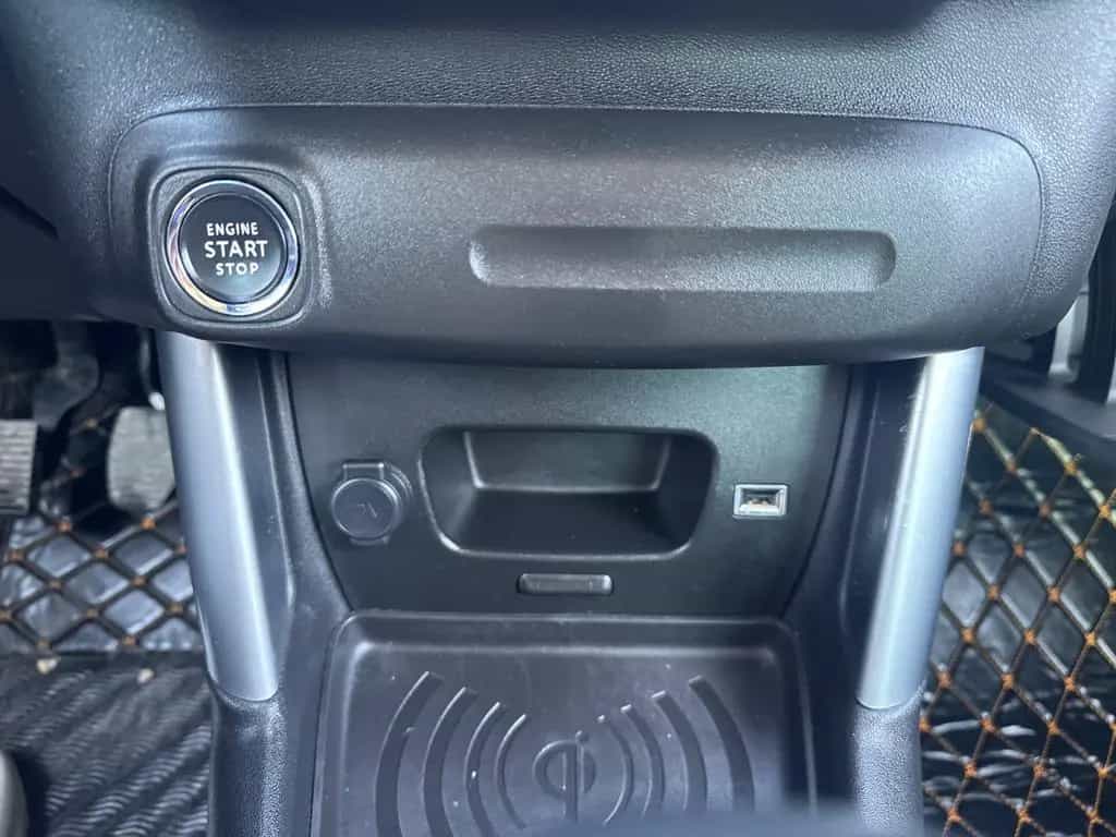 Citroën C3 1.2 Aircross TÜV NEU*41T/KM*2Hand*HeadUp*Pano 09/2020-photo-28