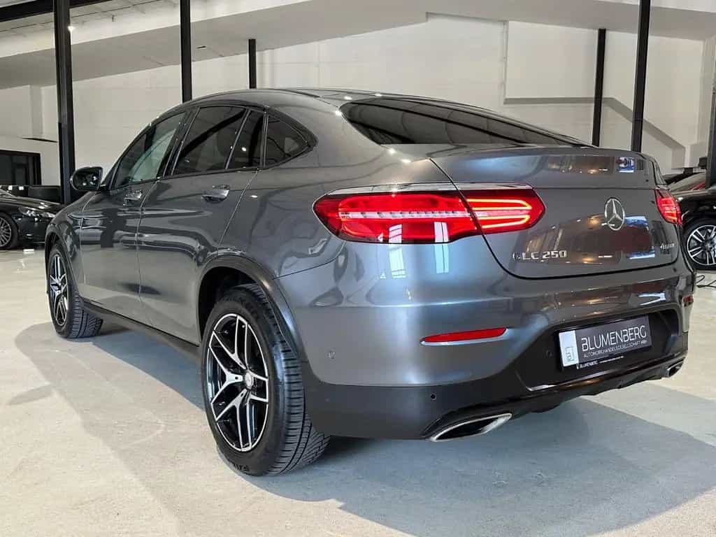 Mercedes-Benz GLC-Class 250 4Matic Coupe*AMG-Line,Night,360°,AHK,LED 12/2016-photo-2