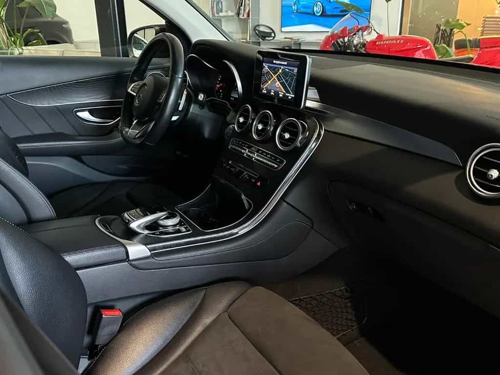 Mercedes-Benz GLC-Class 250 4Matic Coupe*AMG-Line,Night,360°,AHK,LED 12/2016-photo-24