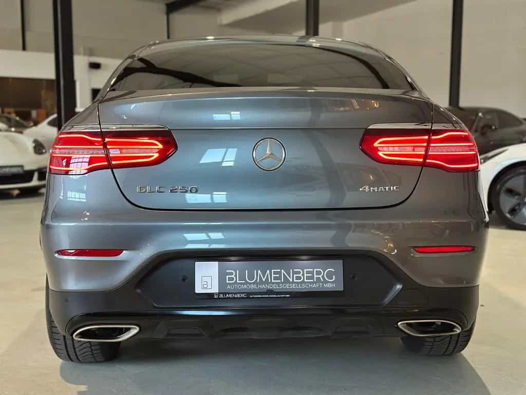 Mercedes-Benz GLC-Class 250 4Matic Coupe*AMG-Line,Night,360°,AHK,LED 12/2016-photo-9