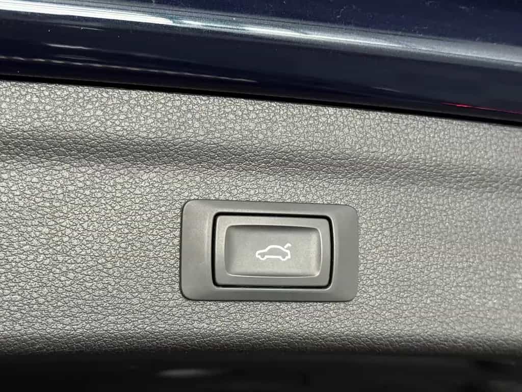 Audi Q3 35 TFSI advanced AHK ACC LED CarPlay DigiCock 02/2020-photo-12