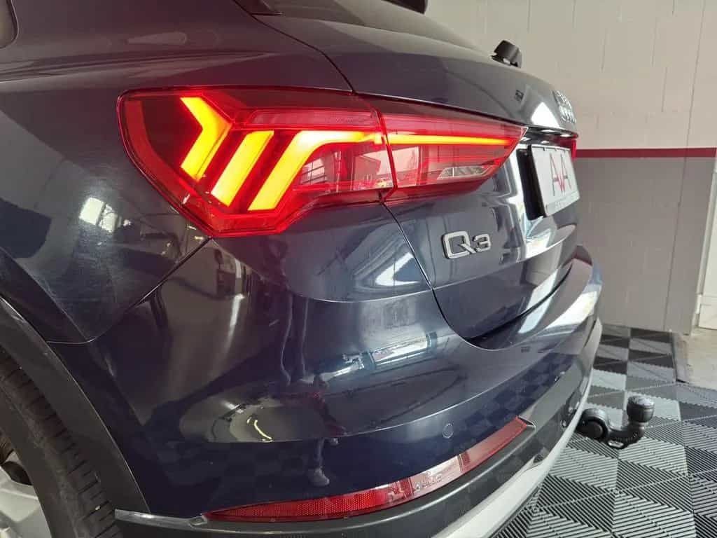Audi Q3 35 TFSI advanced AHK ACC LED CarPlay DigiCock 02/2020-photo-24