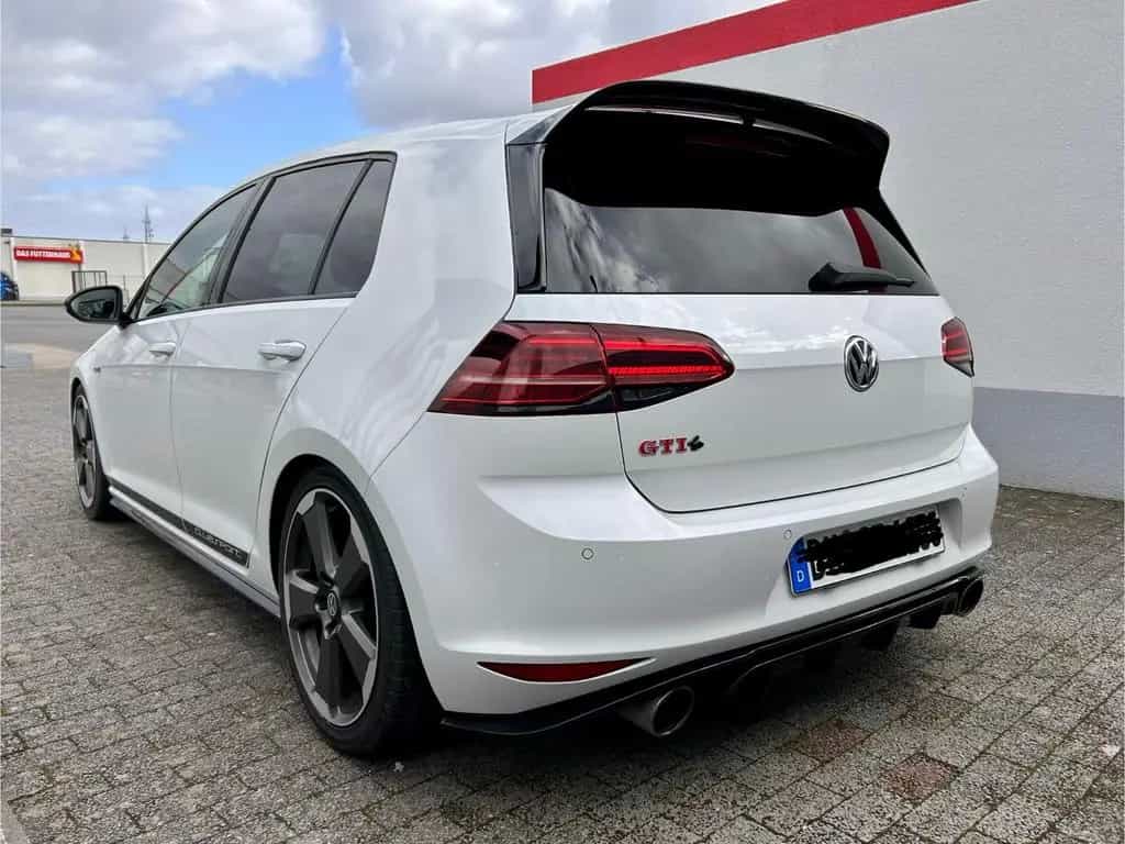 Volkswagen Golf 2.0 TSI DSG BMT GTI Clubsport GTI Clubsport 04/2016-photo-4