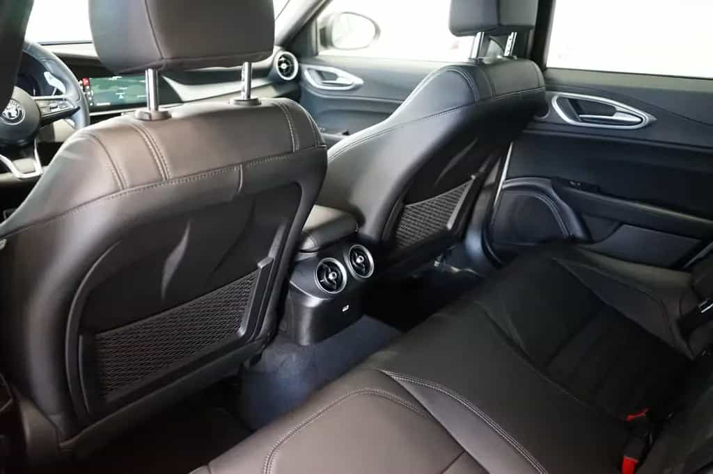 Alfa Romeo Giulia Veloce Q4 ACC+Kamera+Lenkradhz+Memory+SHZ 01/2025-photo-18
