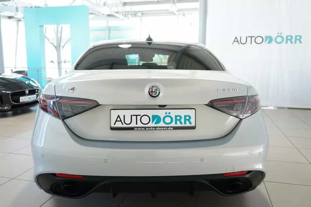 Alfa Romeo Giulia Veloce Q4 ACC+Kamera+Lenkradhz+Memory+SHZ 01/2025-photo-2
