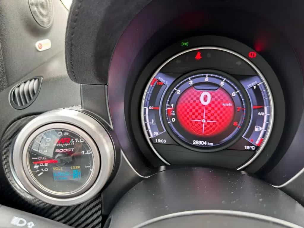 Abarth 595 1.4 Turbo T-Jet 180cv Competizione 20 04/2019-photo-12