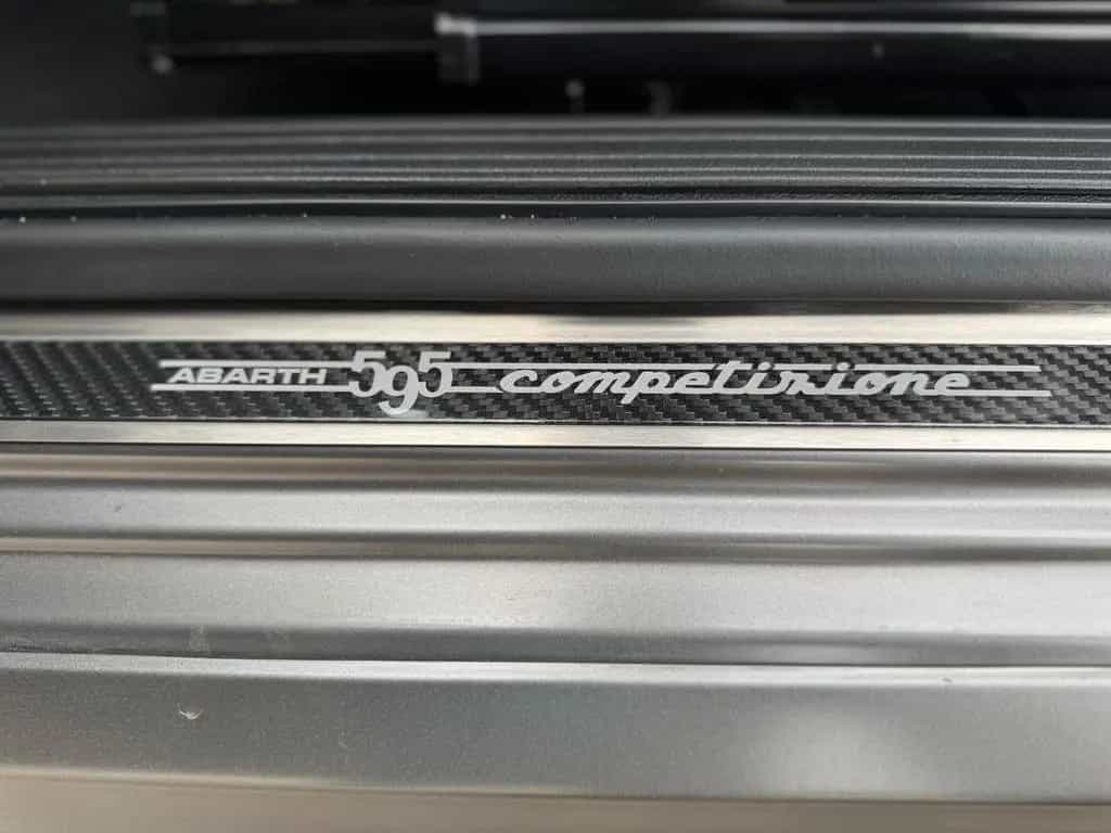 Abarth 595 1.4 Turbo T-Jet 180cv Competizione 20 04/2019-photo-14
