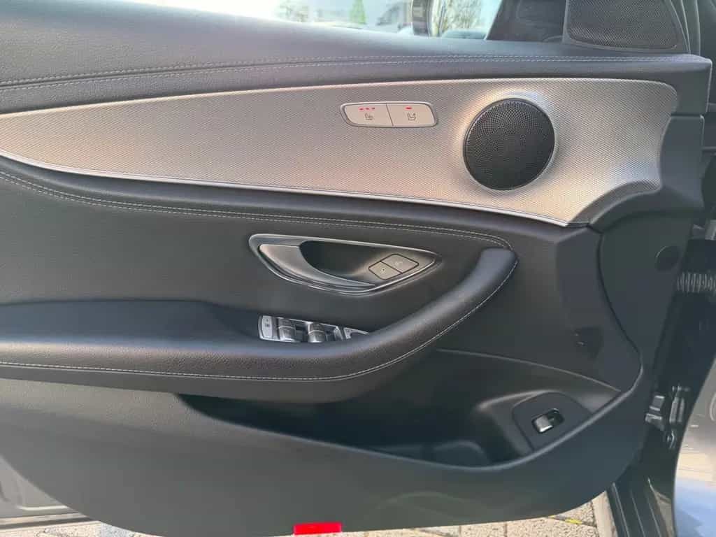 Mercedes-Benz E 400 T-Modell E 400 d 4Matic *2. Hand *AMG *S-Dach 07/2019-photo-10
