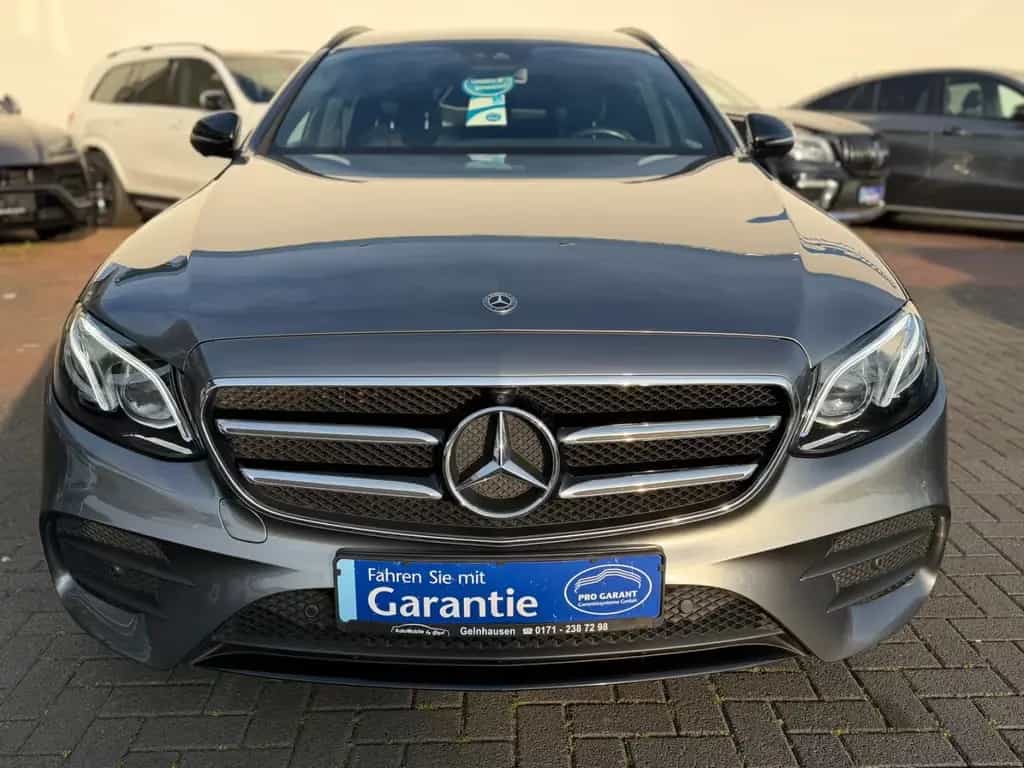 Mercedes-Benz E 400 T-Modell E 400 d 4Matic *2. Hand *AMG *S-Dach 07/2019-photo-20