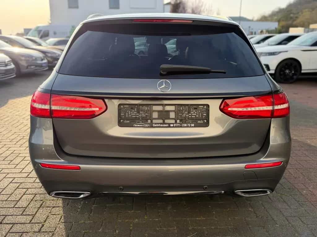 Mercedes-Benz E 400 T-Modell E 400 d 4Matic *2. Hand *AMG *S-Dach 07/2019-photo-3