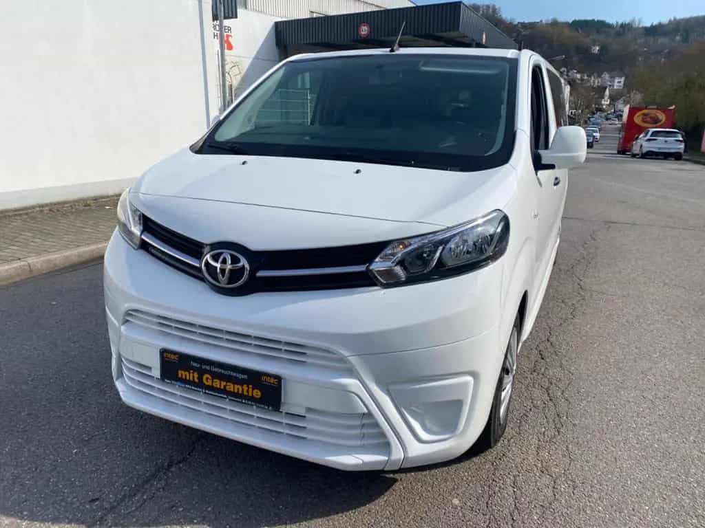 Toyota Proace (Verso) Proace Verso  1Hd 9 Sitzer Glasdach !!! 09/2019-photo-1