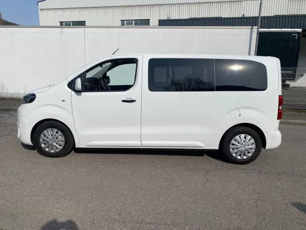 Toyota Proace (Verso) Proace Verso  1Hd 9 Sitzer Glasdach !!! 09/2019-photo-12