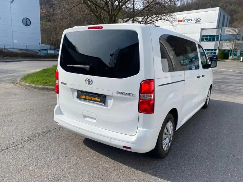 Toyota Proace (Verso) Proace Verso  1Hd 9 Sitzer Glasdach !!! 09/2019-photo-8