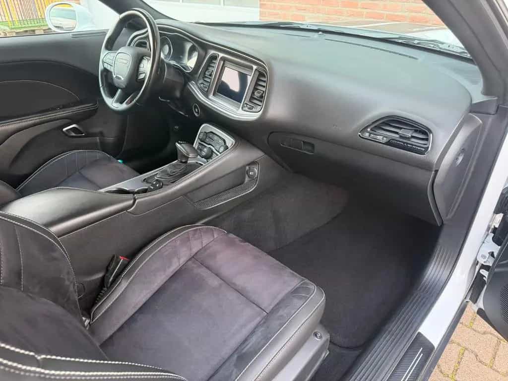 Dodge Challenger 3,6l SXT 12/2019-photo-10