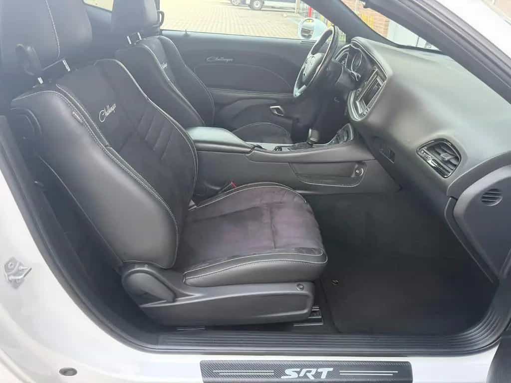 Dodge Challenger 3,6l SXT 12/2019-photo-19