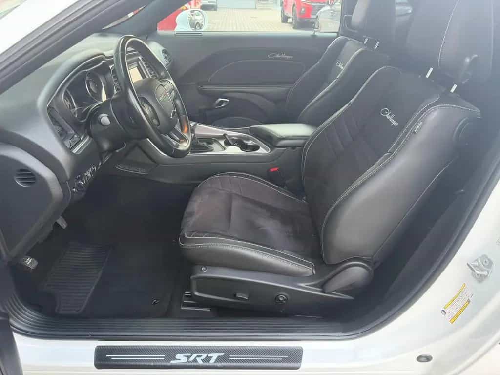 Dodge Challenger 3,6l SXT 12/2019-photo-5