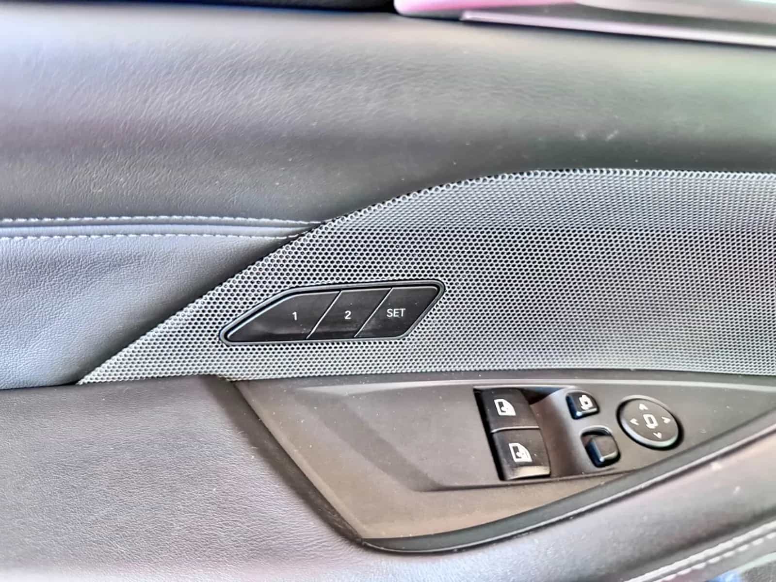 BMW M4 03/2021-photo-21