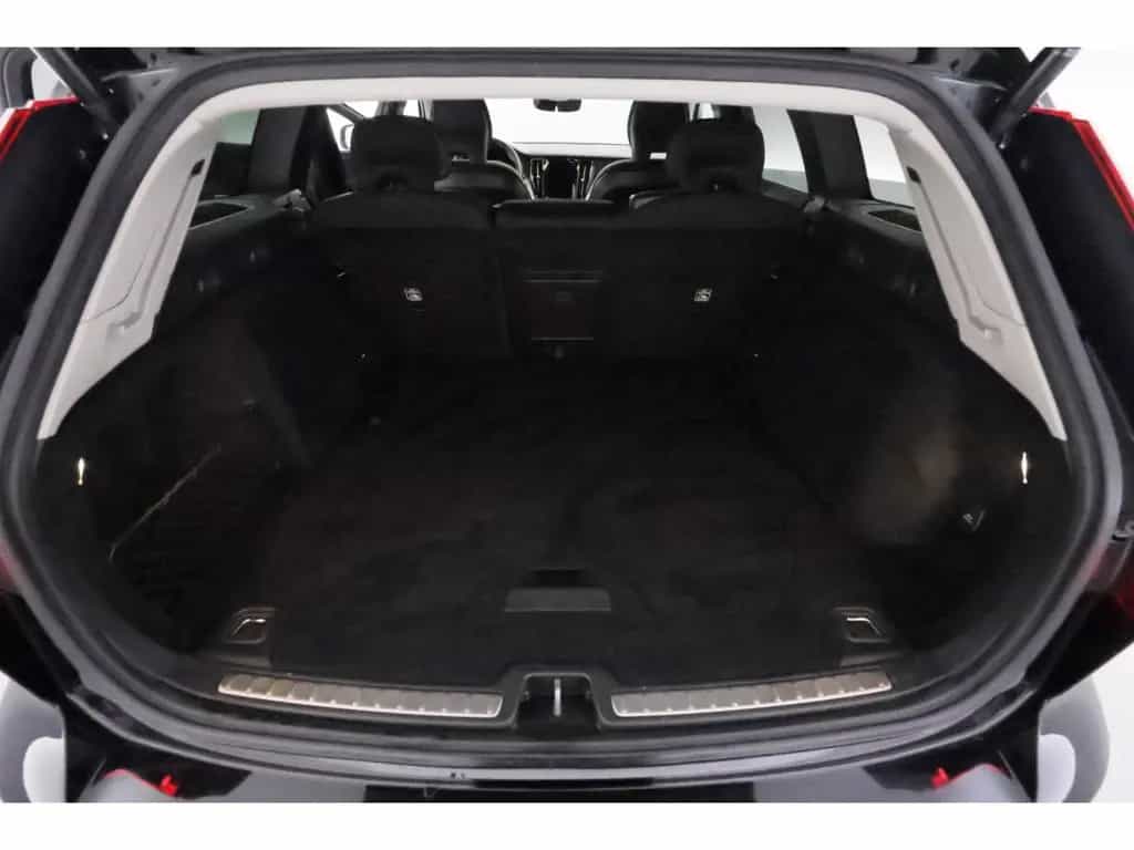 Volvo V60 B3 Geartronic Core+LED+NAVI+KAMERA+TEMPO 08/2022-photo-18