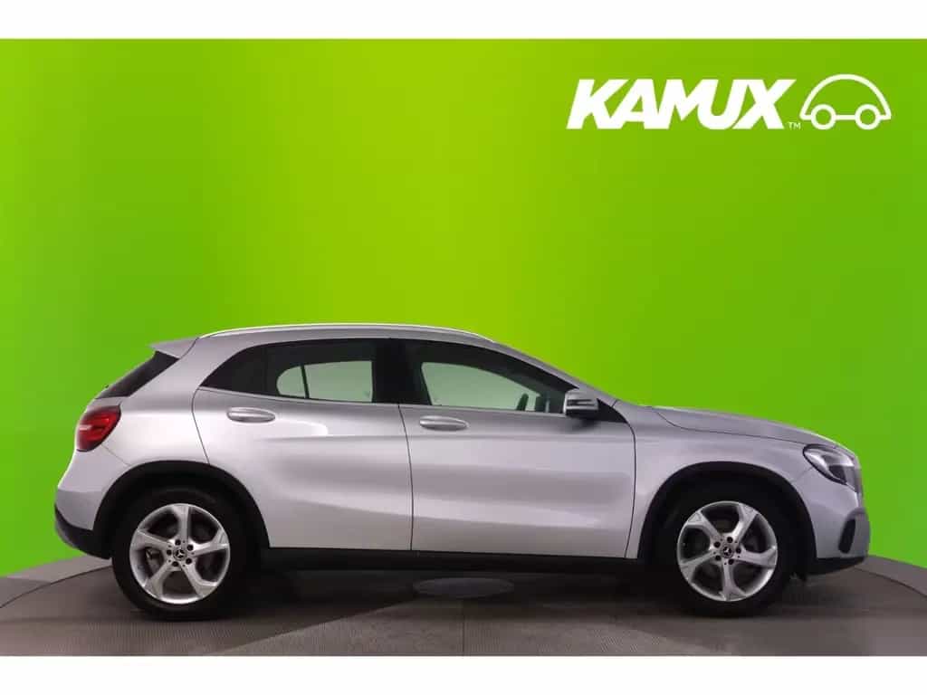 Mercedes-Benz GLA 200 7G-DCT Urban+LED+NAVI+KAMERA+TEMPO 02/2020-photo-1