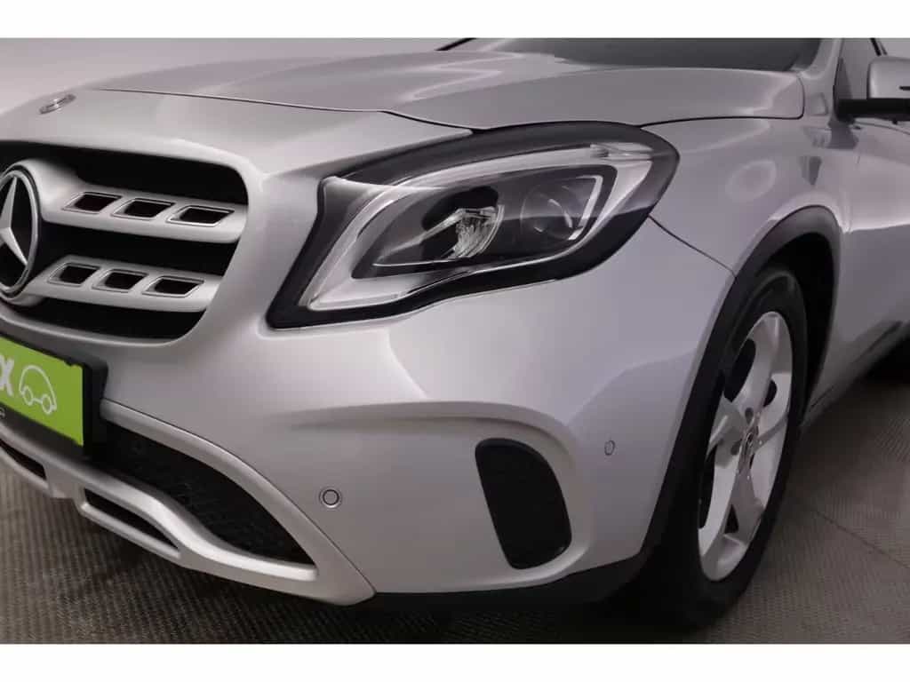 Mercedes-Benz GLA 200 7G-DCT Urban+LED+NAVI+KAMERA+TEMPO 02/2020-photo-12