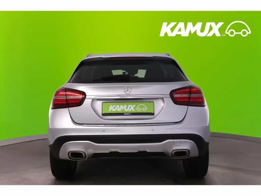 Mercedes-Benz GLA 200 7G-DCT Urban+LED+NAVI+KAMERA+TEMPO 02/2020-photo-3