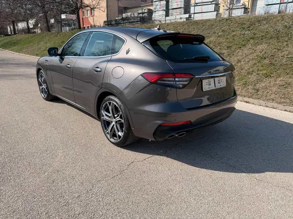 Maserati Levante 3.0 V6 430HP Modena S Auto 4WD 06/2022-photo-2