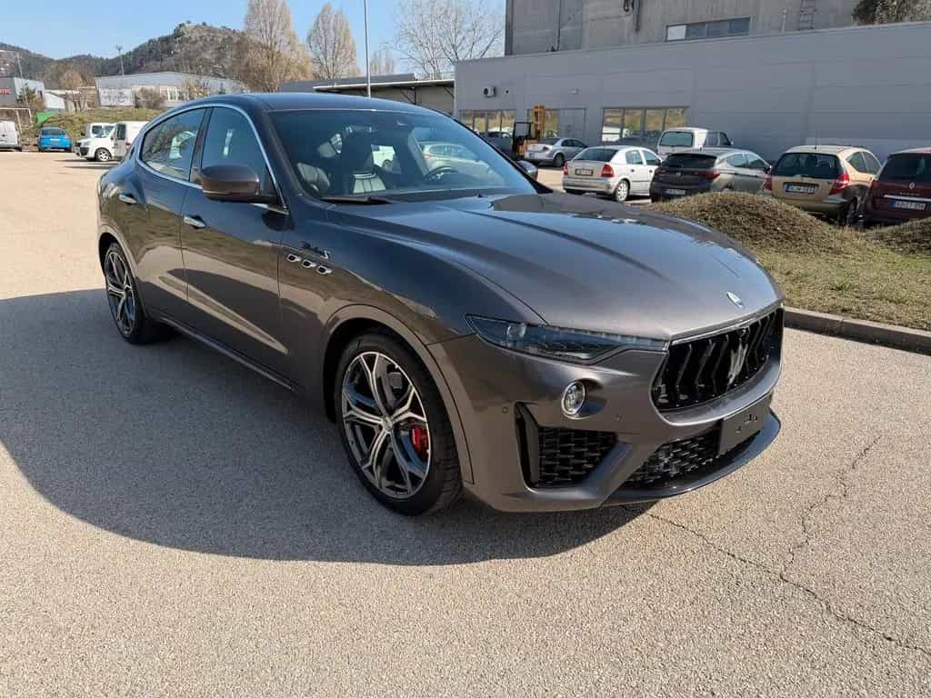 Maserati Levante 3.0 V6 430HP Modena S Auto 4WD 06/2022-photo-3