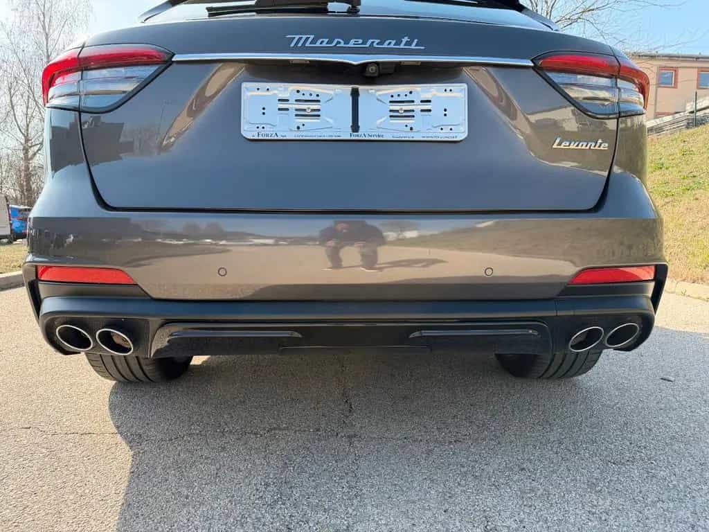 Maserati Levante 3.0 V6 430HP Modena S Auto 4WD 06/2022-photo-9