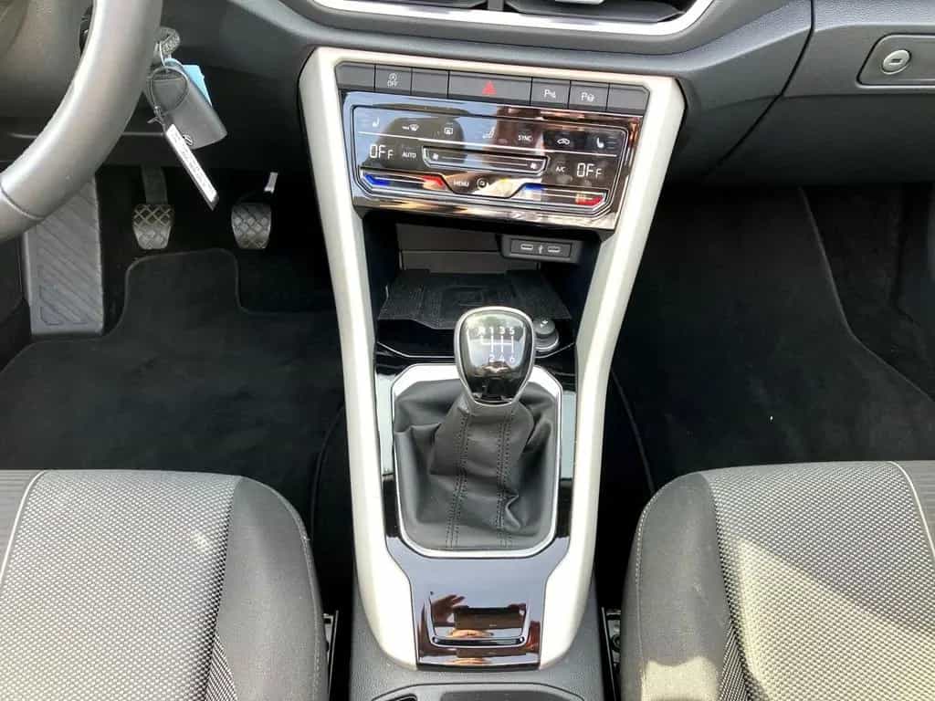 Volkswagen T-Roc Cabriolet 1.0 TSI Style AHK*LED*Navi*RFK 12/2024-photo-6
