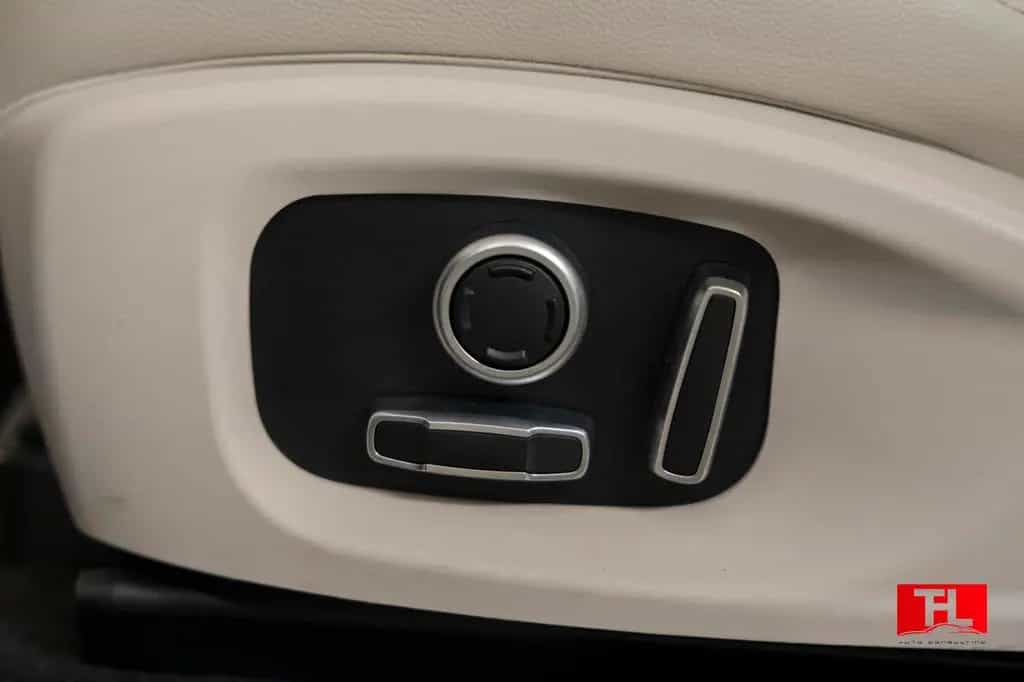 Jaguar E-Pace S AWD Auto 360°/Tow Hitch/Key Less ... 01/2022-photo-16