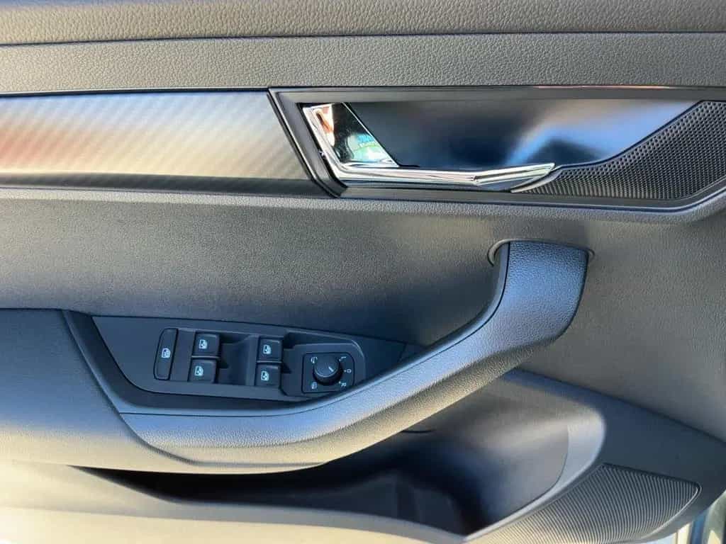 Skoda Karoq 1.5 TSI DSG SPORTLINE LED+NAVI+APP+ACC+SHZ 03/2022-photo-14