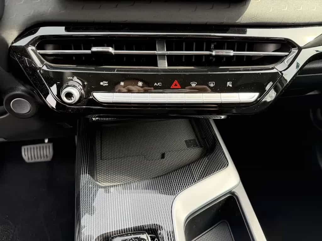 GWM HAVAL Jolion Pro Premium / Sitzheizung/Panorama null-photo-25