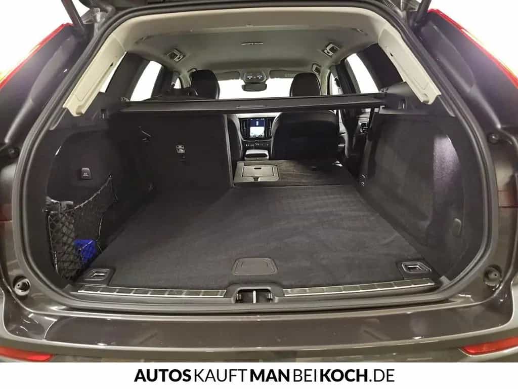 Volvo XC60 B4 D Plus Dark ACC BLIS V-LED 4xSHz MEM H&K 02/2024-photo-15