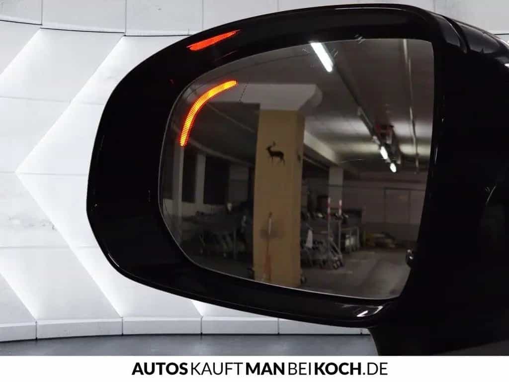 Volvo XC60 B4 D Plus Dark ACC BLIS V-LED 4xSHz MEM H&K 02/2024-photo-17