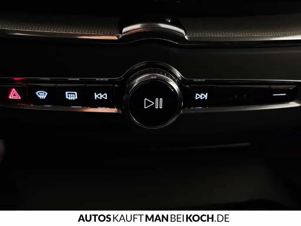 Volvo XC60 B4 D Plus Dark ACC BLIS V-LED 4xSHz MEM H&K 02/2024-photo-27