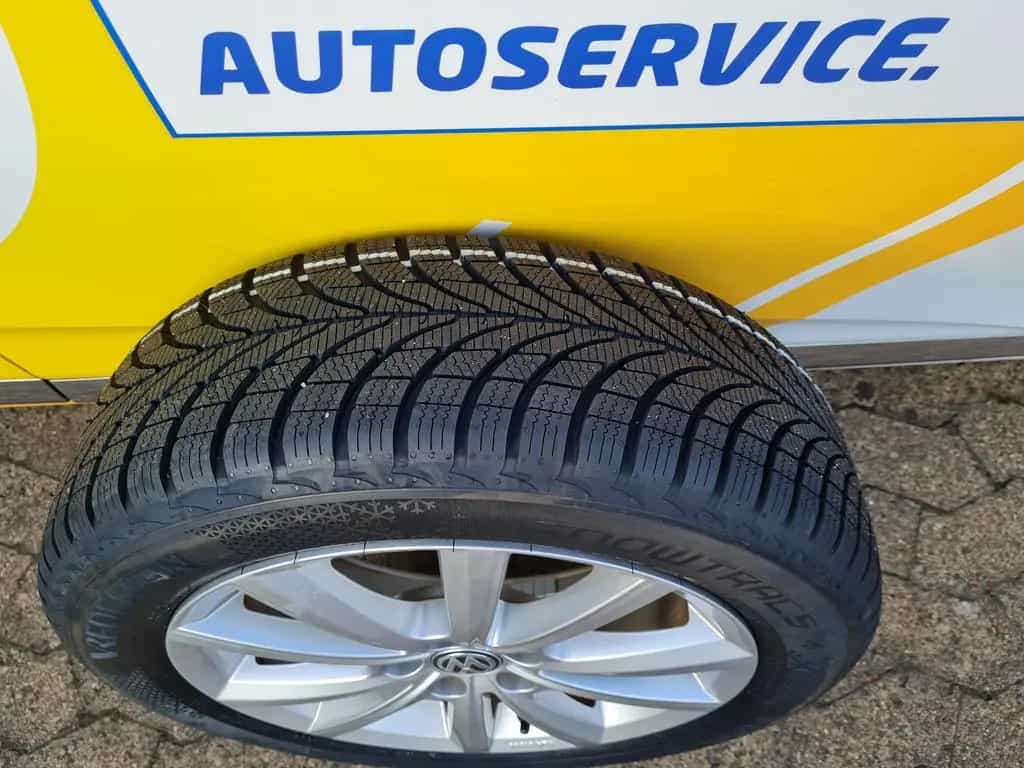 Volkswagen Polo 2.0 TSI DSG GTI aus 1. Hand, Inspektion Neu 03/2018-photo-14