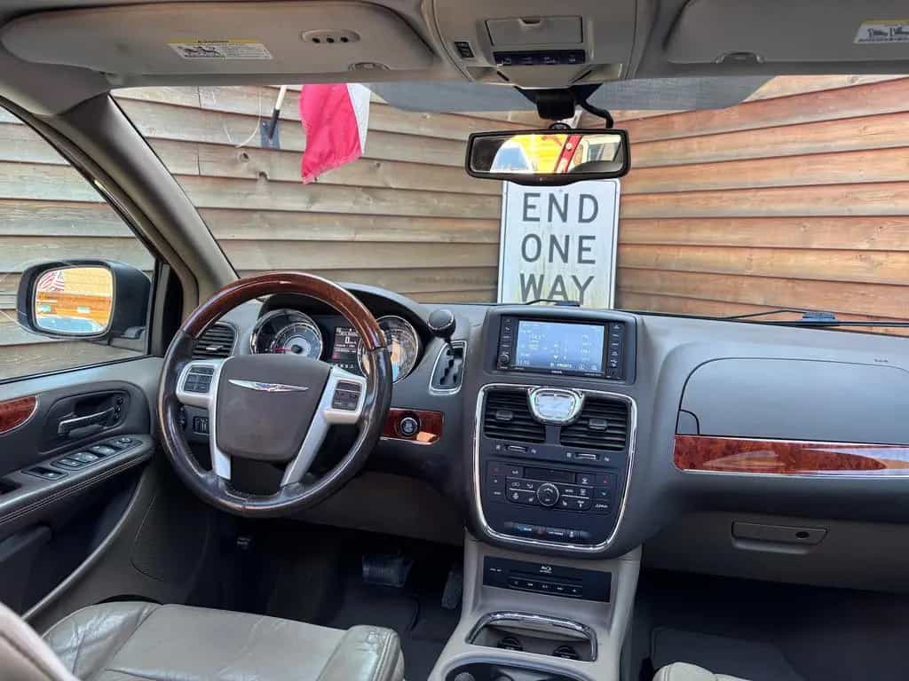 Chrysler Grand Voyager Town & Country 3,6L LPG AHK Leder 06/2014-photo-23